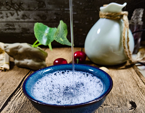 古人上戰(zhàn)場前還要溫酒喝，為何現(xiàn)代人卻很少溫酒喝？